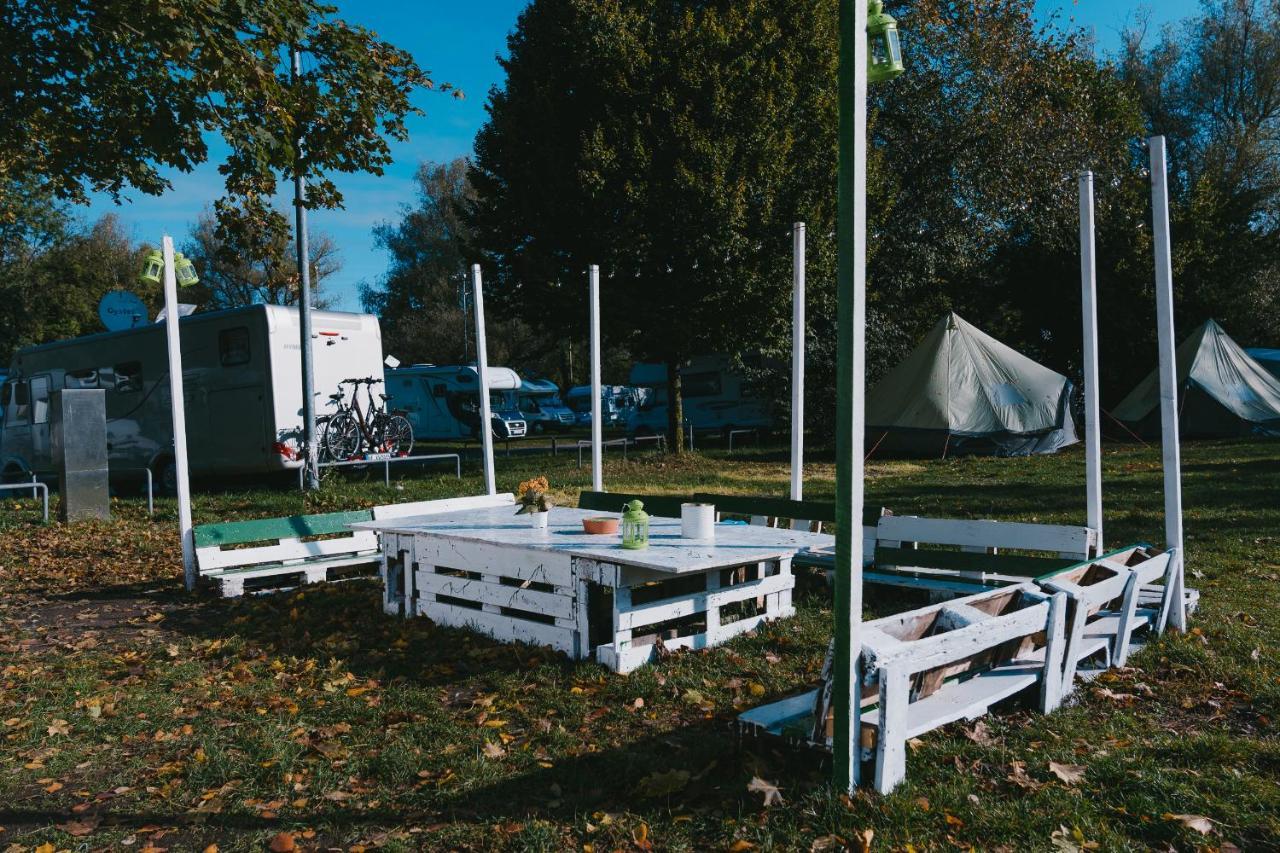 Hotel Munich Oktoberfest Glamping Esterno foto