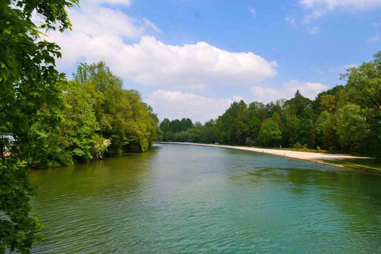 Hotel Munich Oktoberfest Glamping Esterno foto