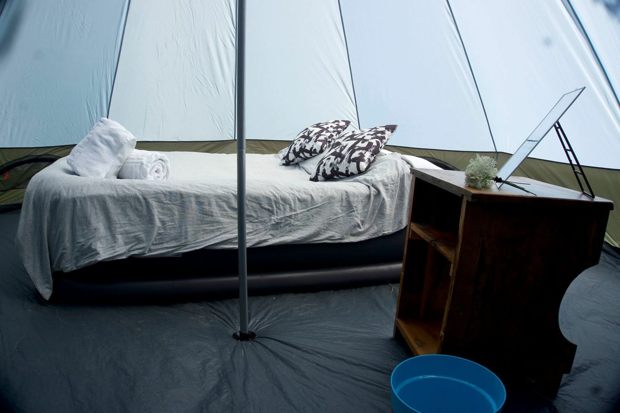 Hotel Munich Oktoberfest Glamping Esterno foto