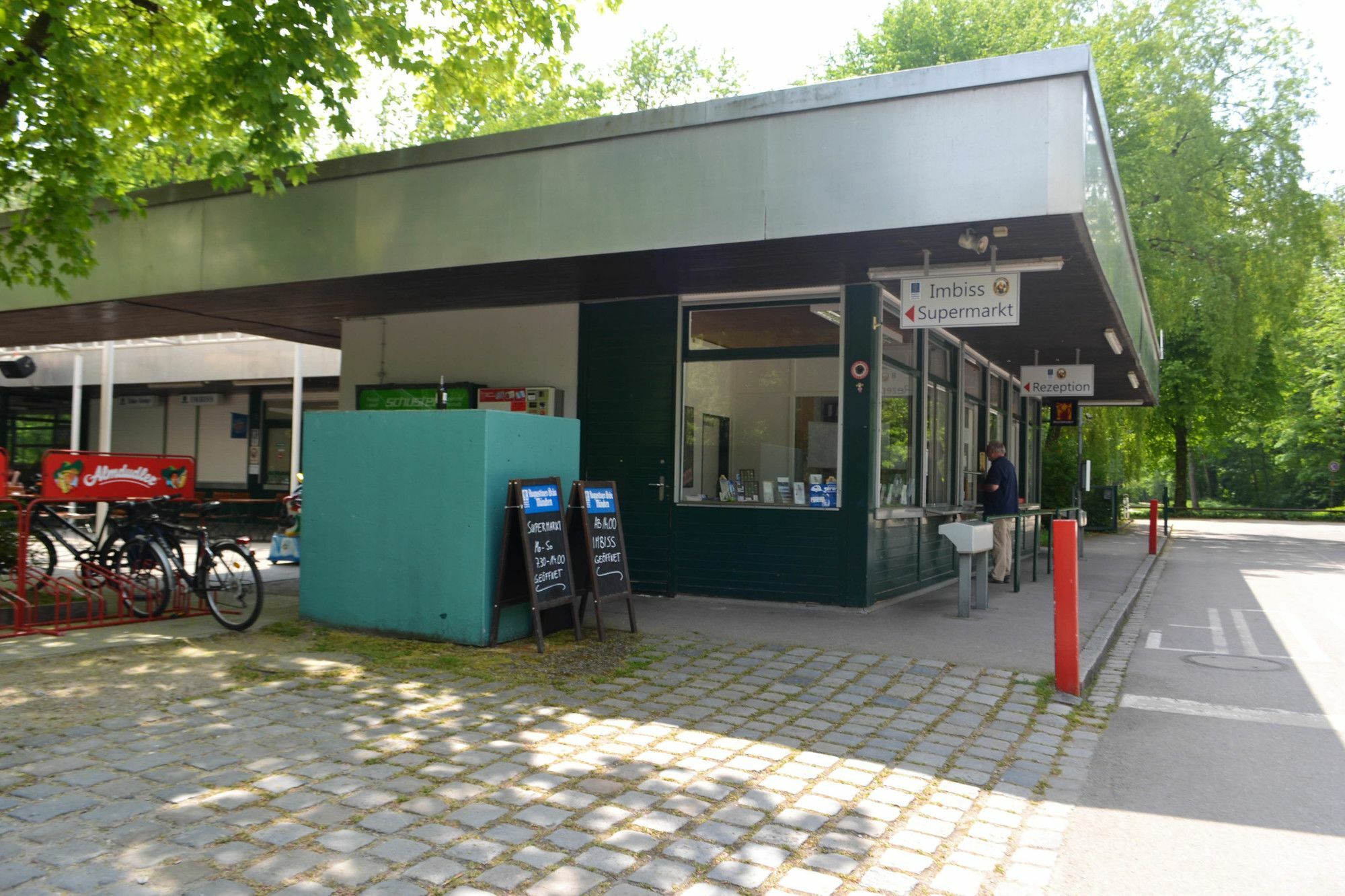 Hotel Munich Oktoberfest Glamping Esterno foto