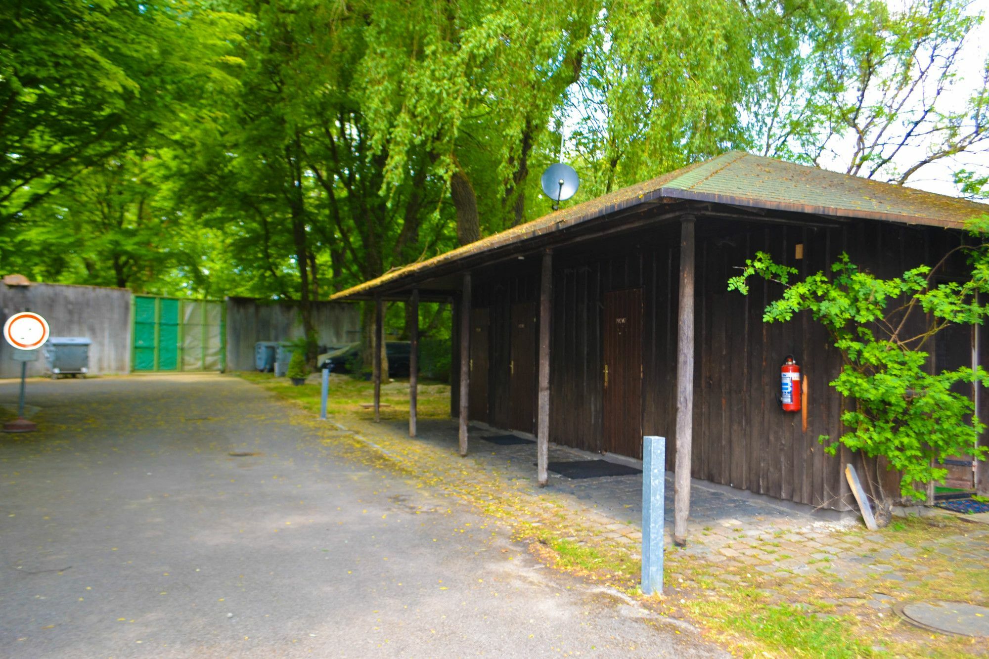 Hotel Munich Oktoberfest Glamping Esterno foto